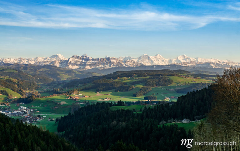 . Blick Richtung Berner Alpen von der Moosegg. Marcel Gross Photography