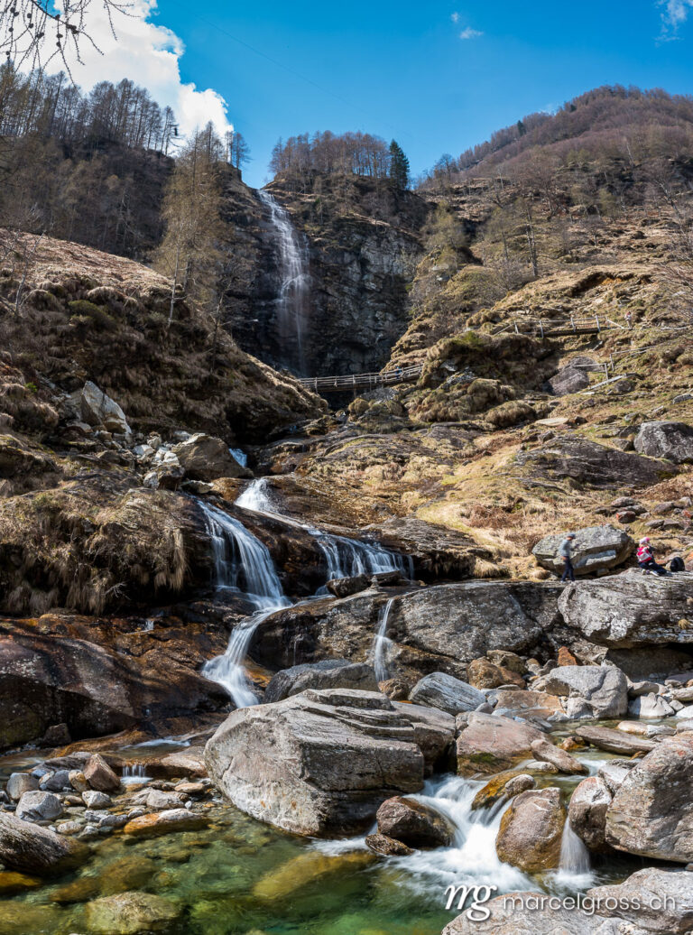 Tessin Bilder. La Froda waterfall in Valle Verzasca. Marcel Gross Photography